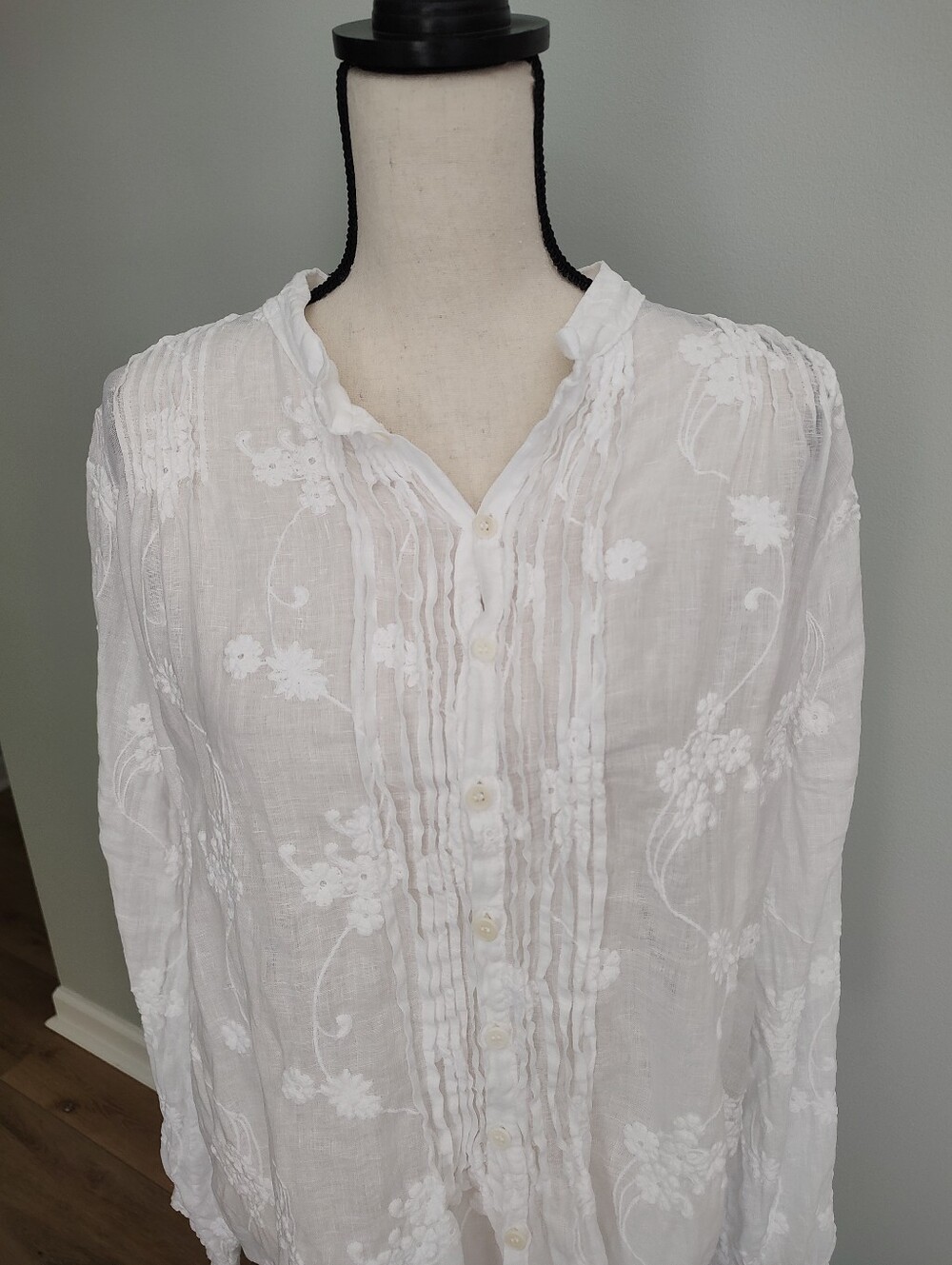 CP Shades Linen Embroidered Shirt Dress Or Long Tunic Top White Boho Coastal M - Picture 2 of 12